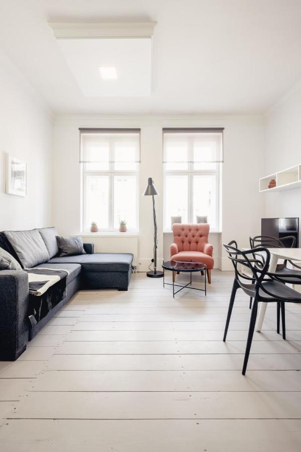Apartamenty Wozna 14A, 2 Rooms, Self Check In 24H Poznań Eksteriør billede