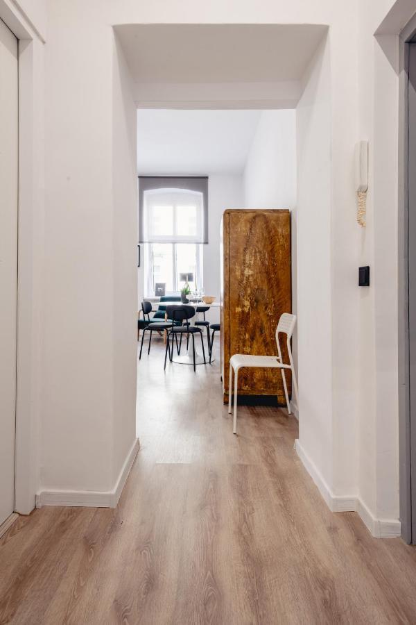 Apartamenty Wozna 14A, 2 Rooms, Self Check In 24H Poznań Eksteriør billede
