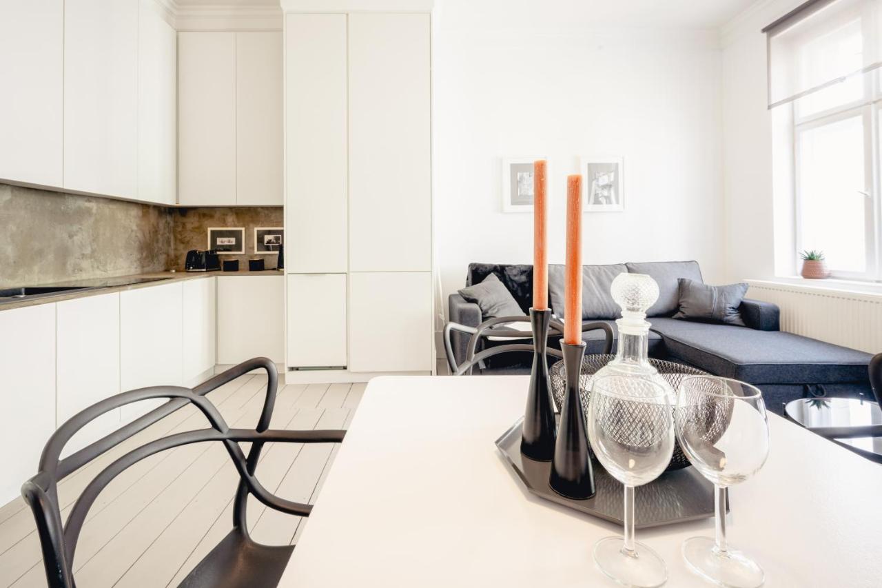 Apartamenty Wozna 14A, 2 Rooms, Self Check In 24H Poznań Eksteriør billede